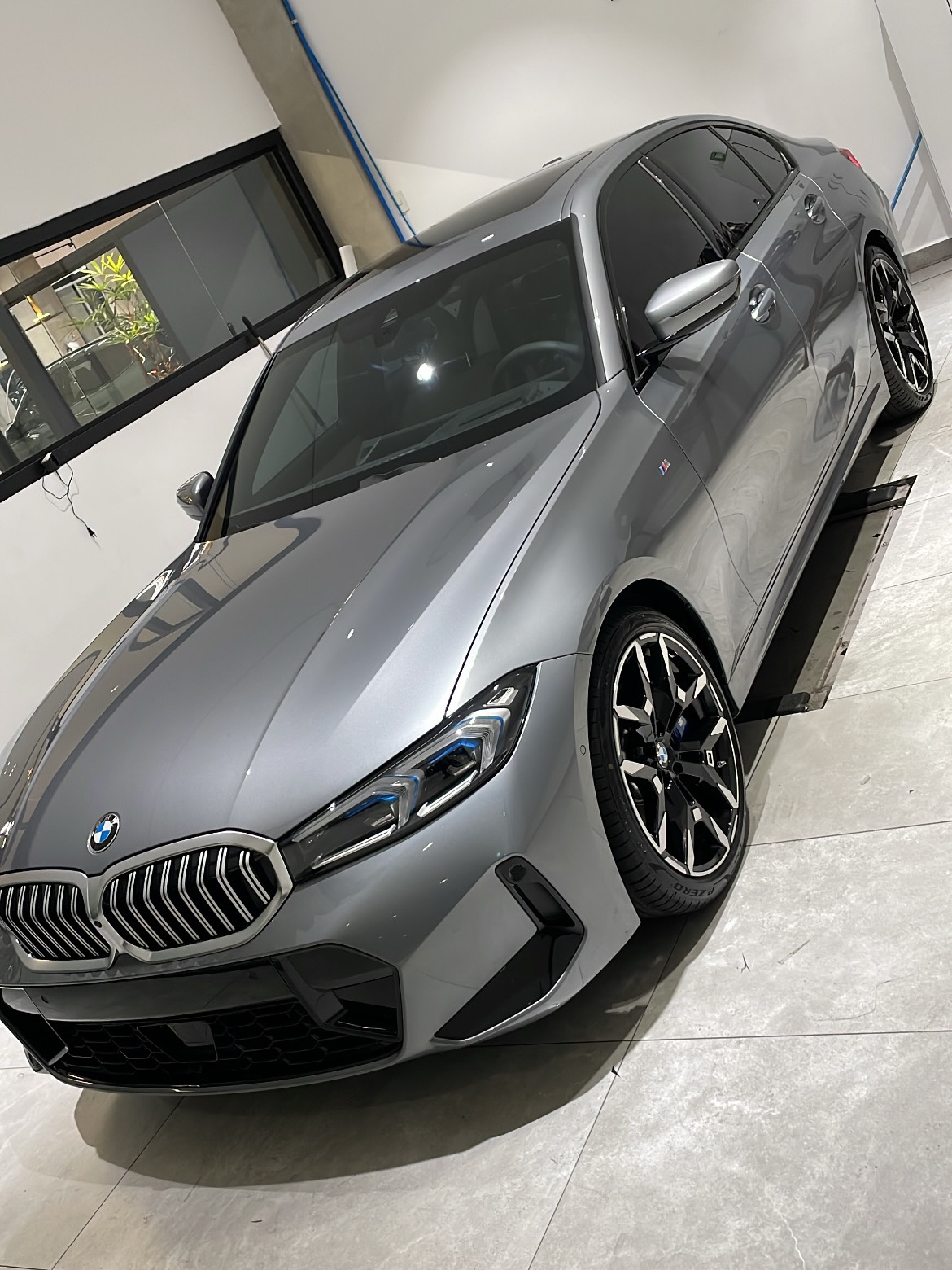 Aplicação de película automotiva premium em domicílio na Zona Sul de São Paulo